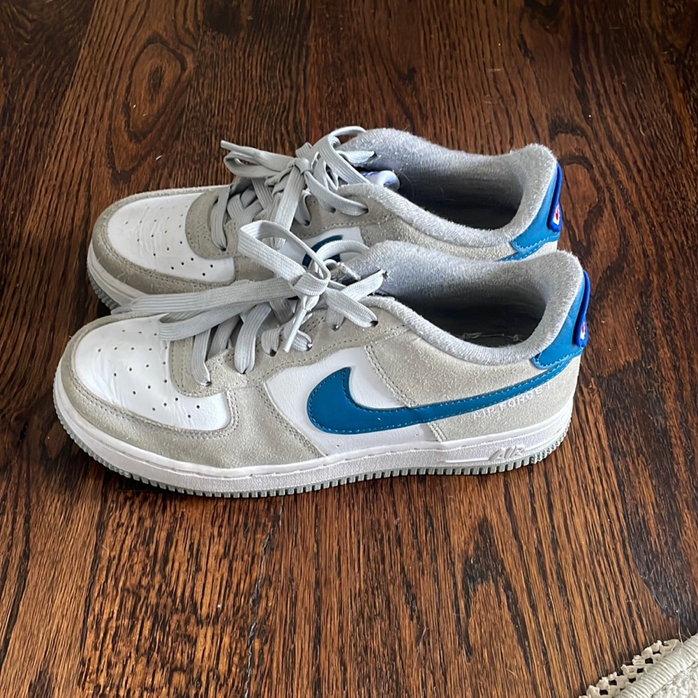 Boys Nike athletic club Air Force 1 size 5